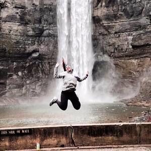 Meet your Posher, Liz